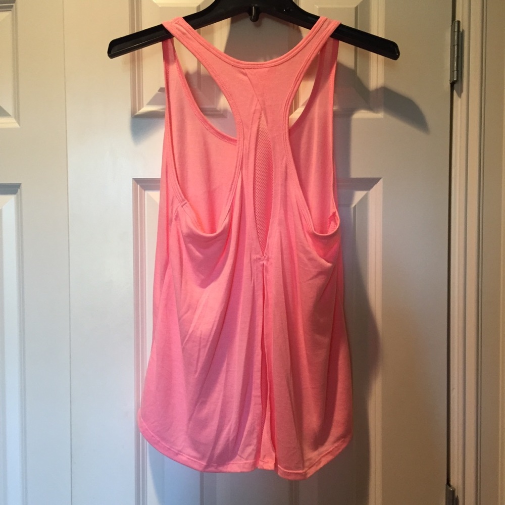 Old Navy Active Go-Dry M